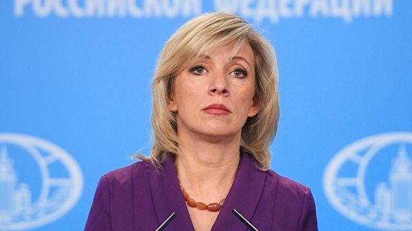 <br />
Захарова ответила на критику Порошенко из-за паспортов для жителей Донбасса<br />
