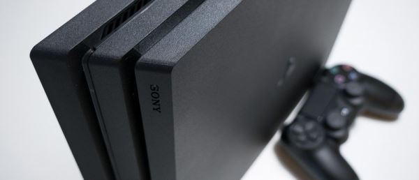  Слух: Sony осенью выпустит супертонкую PlayStation 4 Super Slim 