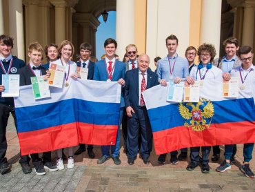 Российские школьники победили в Международной Менделеевской олимпиаде по химии